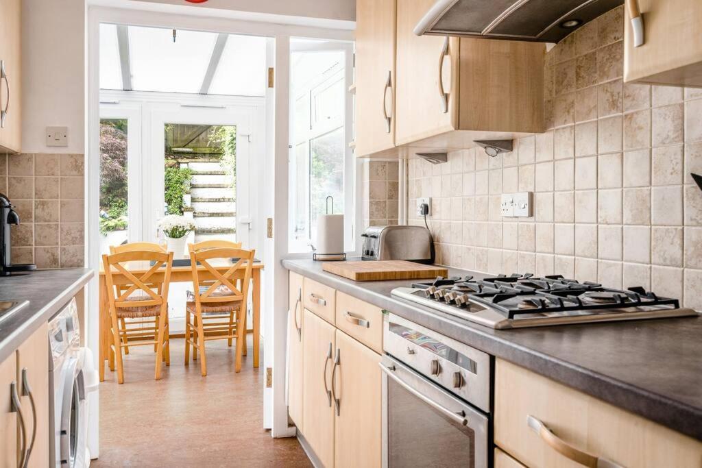 Stunning 4 Bedroom House In Central Μπαθ Εξωτερικό φωτογραφία