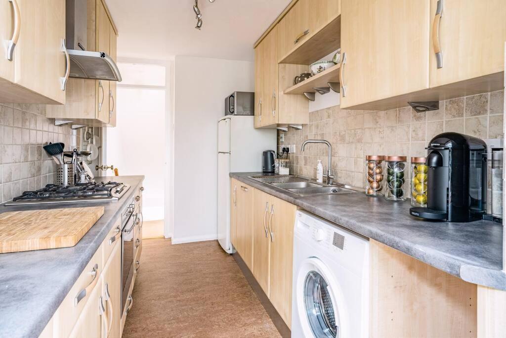 Stunning 4 Bedroom House In Central Μπαθ Εξωτερικό φωτογραφία